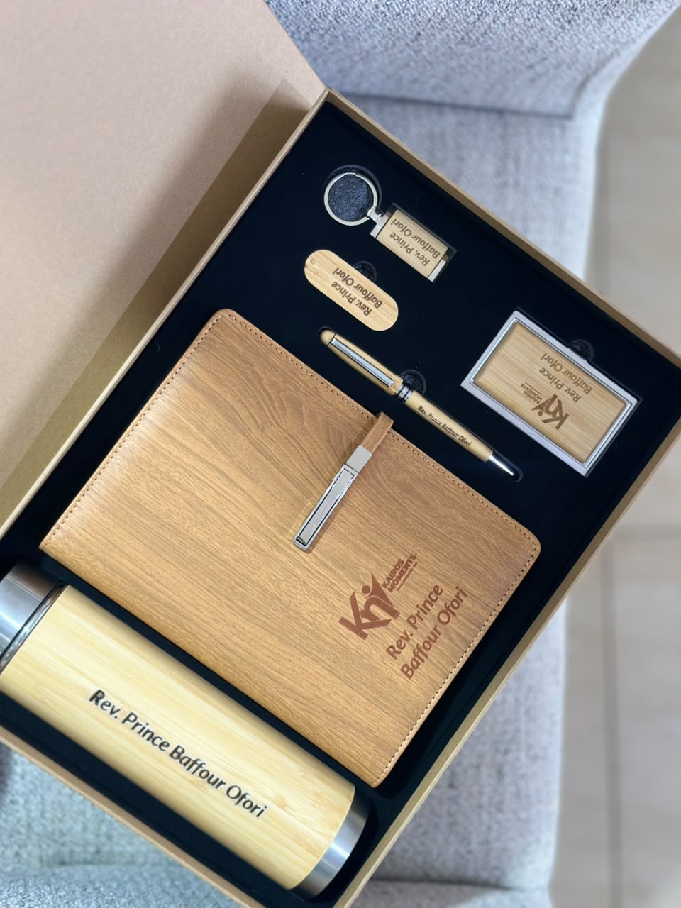 6 Set Notebook , Pen , Keyring , Cardholder ,Flask & Pendrive